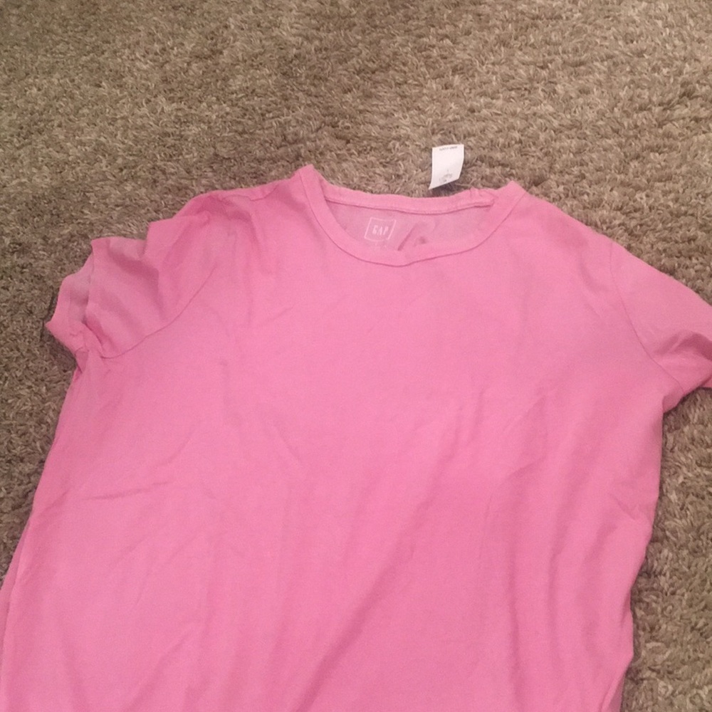 Brand new GAP tee
